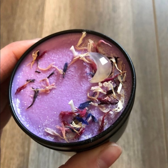 *Moon Magic* Soy Wax Candle - Picture 2 of 5